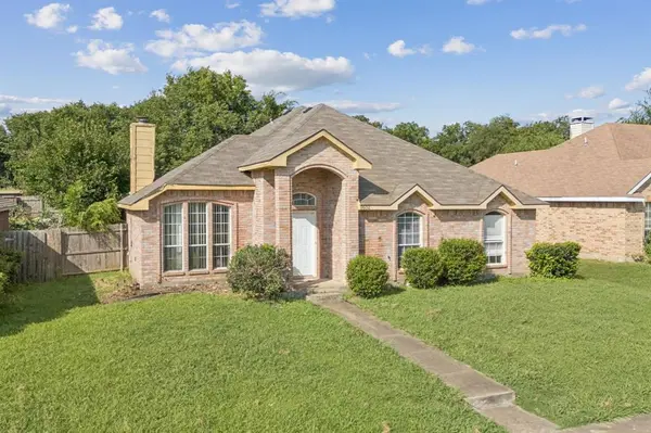 1602 Develon Drive, Mesquite, TX 75149