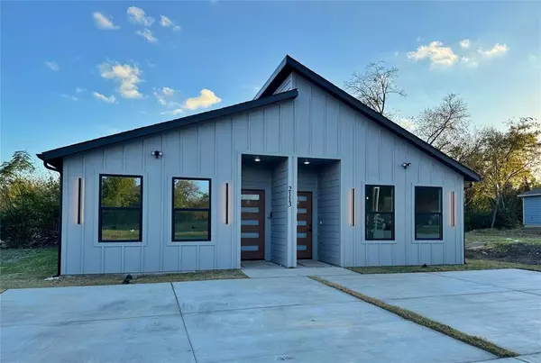 Greenville, TX 75401,2113 Henry Street