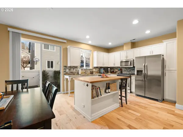 9225 SW CASCARA LN, Tualatin, OR 97062