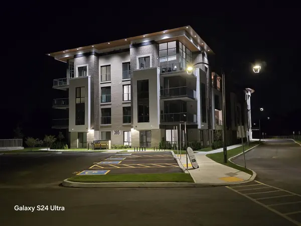 385 Arctic Red DR #420, Oshawa, ON L1L 0W9