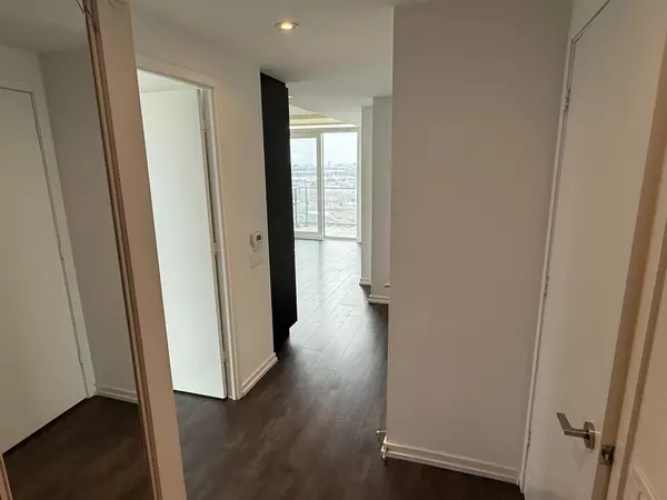 Vaughan, ON L4K 0L1,1000 Portage Pkwy #1705