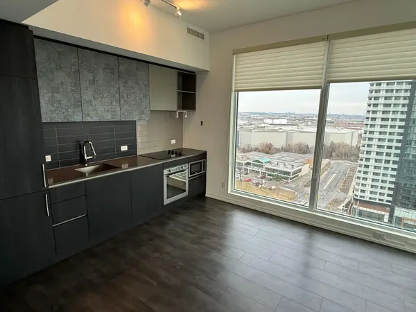 Vaughan, ON L4K 0L1,1000 Portage Pkwy #1705