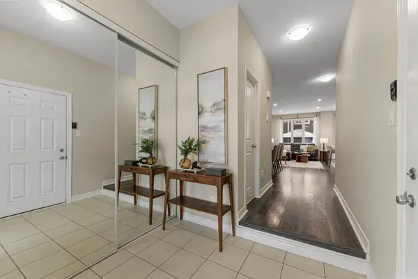 Barrhaven, ON K2J 6G2,940 Kilbirnie DR