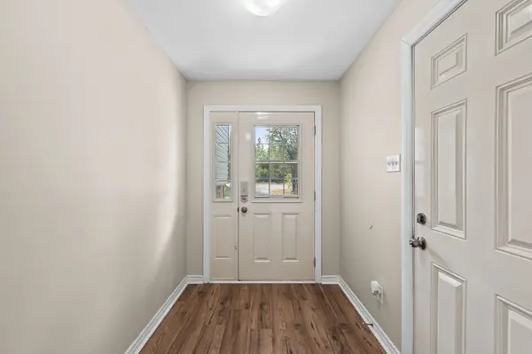 845 Pinery RD, Montague, ON K7A 4S7