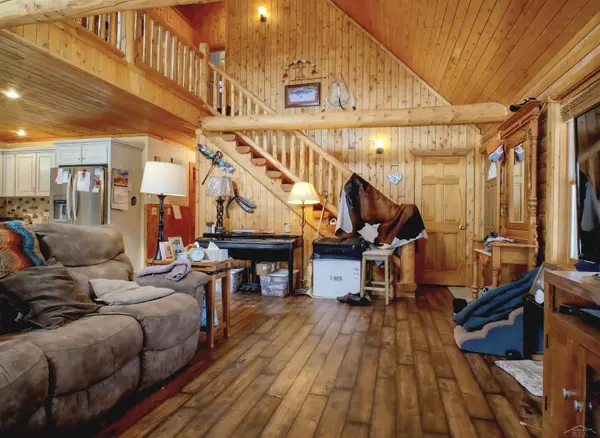 8073 Nichols RD, Flushing Twp, MI 48433