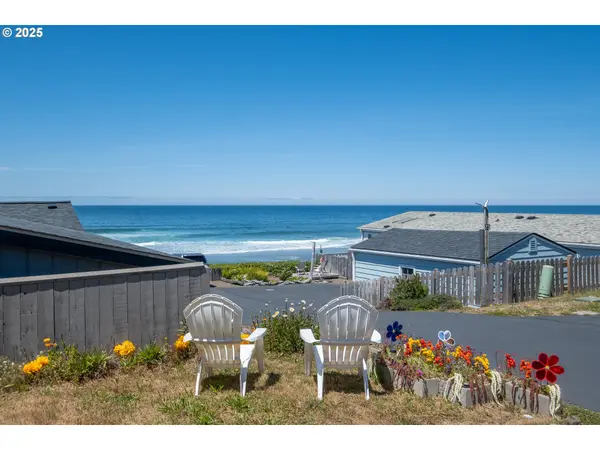 4875 N Highway 101, Depoe Bay, OR 97341