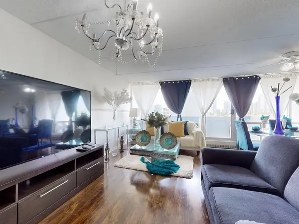 2 Glamorgan AVE #614, Toronto E04, ON M1P 2M8