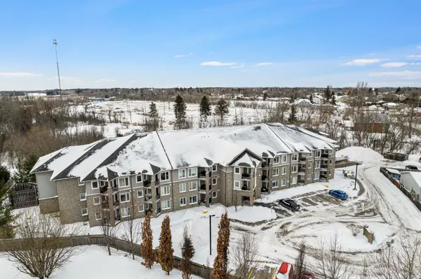 398 Van Buren ST #205, North Grenville, ON K0G 1J0