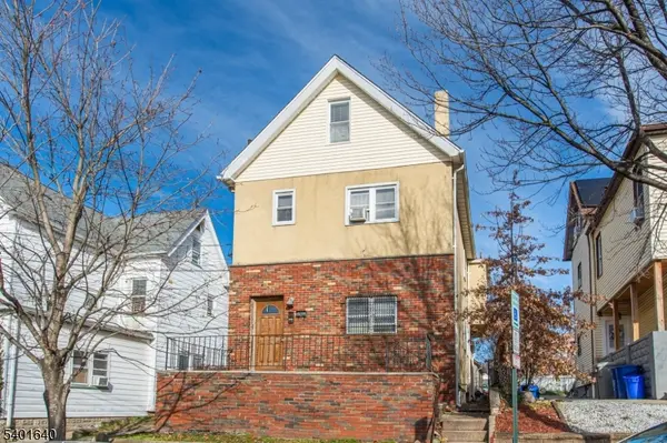 18 Van Rensselear St, Belleville Twp., NJ 07109