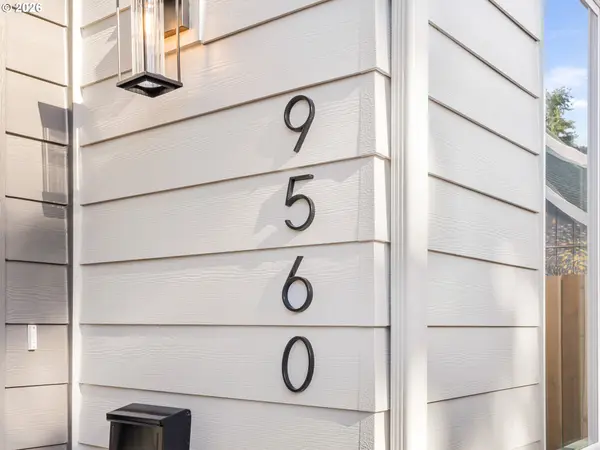 9560 N Buchanan AVE, Portland, OR 97203