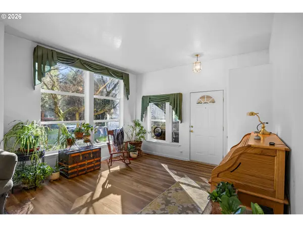 Camas Valley, OR 97416,270 KINGSWAY LN