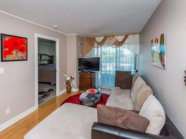 Toronto C14, ON M2N 7J7,18 Harrison Garden BLVD #411