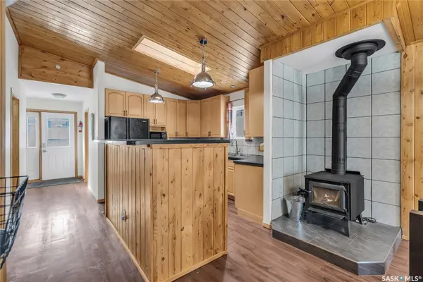 108 Iroquois Lake DRIVE, Iroquois Lake, SK S0J 2G0