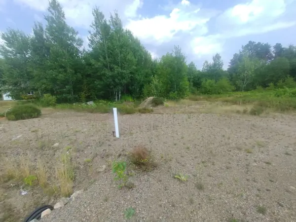 Madawaska Valley, ON K0J 1B0,00 Lakeview Pkwy