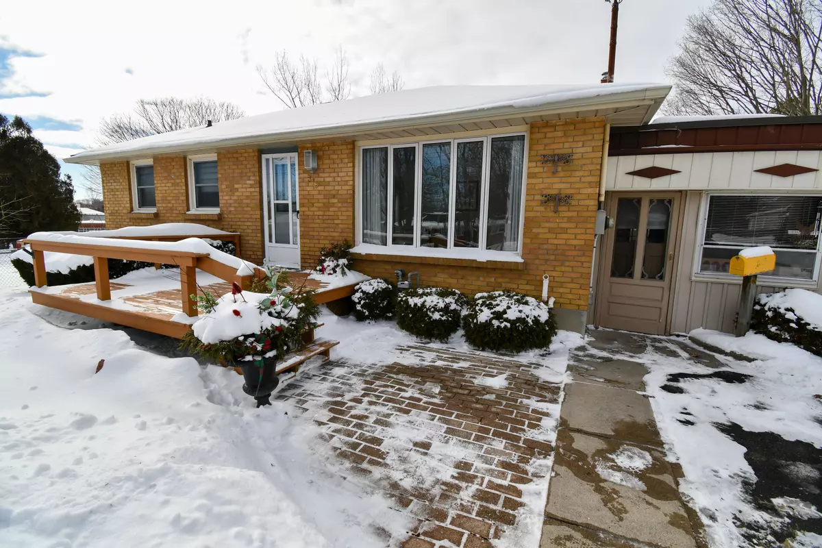 Central Elgin, ON N5L 5B4,378 Carlow RD