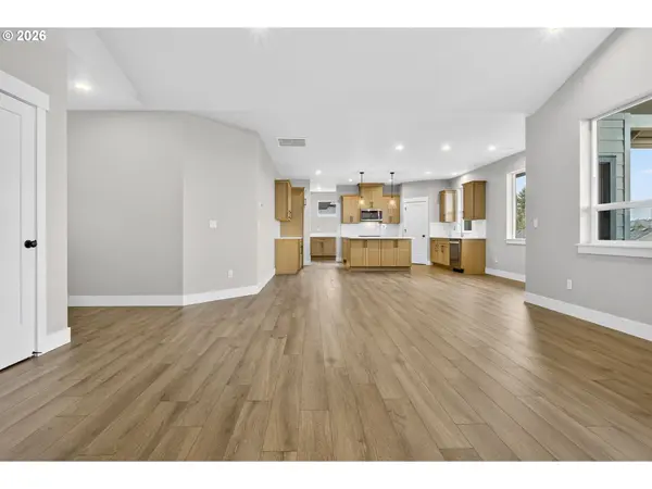 2854 NE Sweetwater RD #16, Estacada, OR 97023