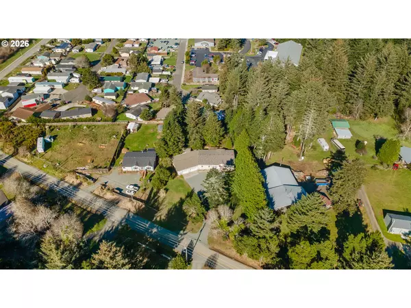 Bandon, OR 97411,87719 BILL CREEK LN