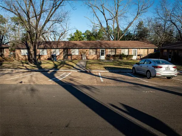 1006 Plum Street, Winnsboro, TX 75494