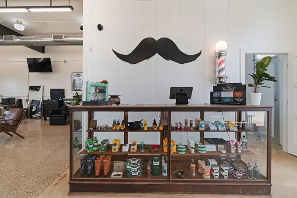 3015 Clarksville Street, Paris, TX 75460