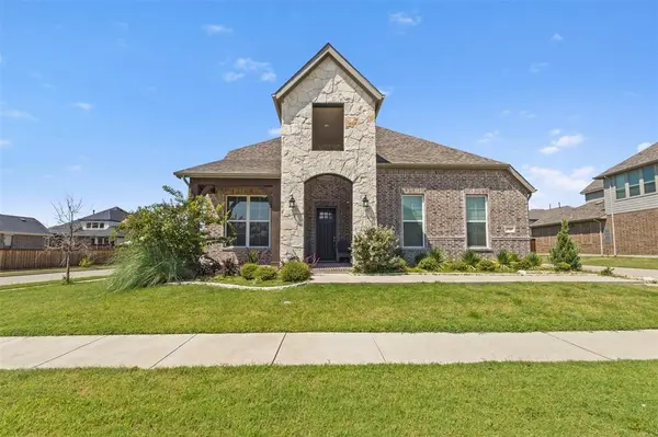 1705 Landing Street, Mansfield, TX 76063