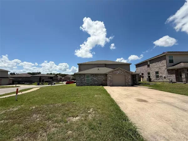 721 E College Avenue, Princeton, TX 75407