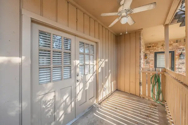 4343 Bellaire Drive S #137S, Fort Worth, TX 76109