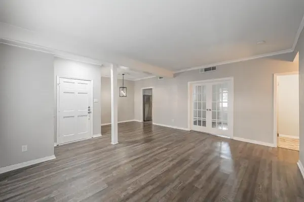 4343 Bellaire Drive S #137S, Fort Worth, TX 76109