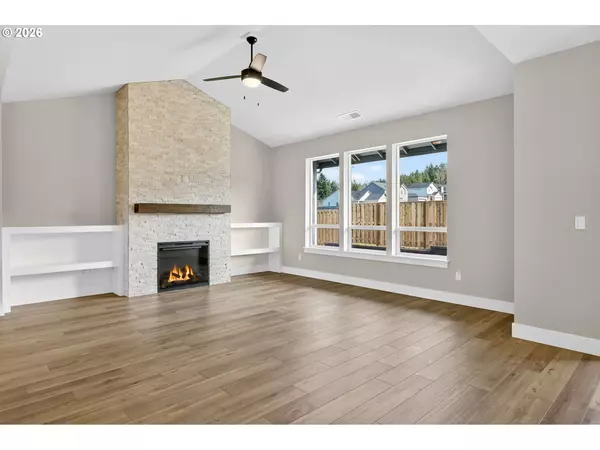 Estacada, OR 97023,3403 NE Justus AVE #76