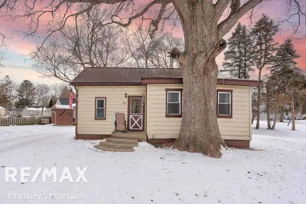 426 Bates ST, Caro, MI 48723