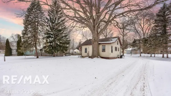 426 Bates ST, Caro, MI 48723