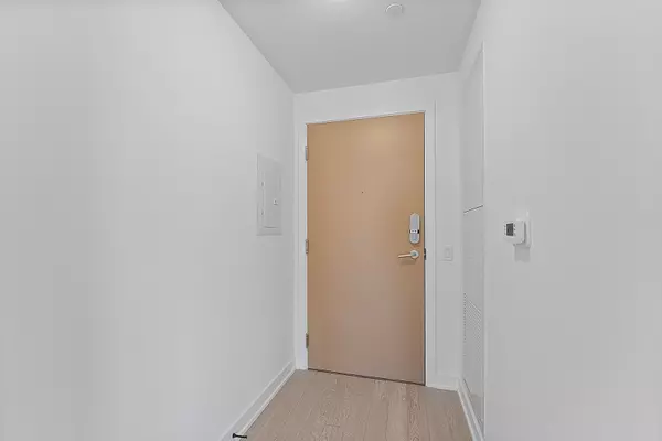 Toronto C13, ON M3C 0S4,1 Quarrington LN #3115