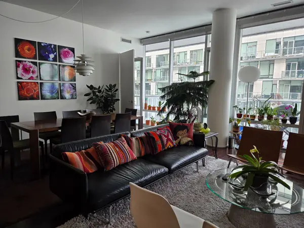 39 Queens Quay E #815, Toronto C08, ON M5E 0A5