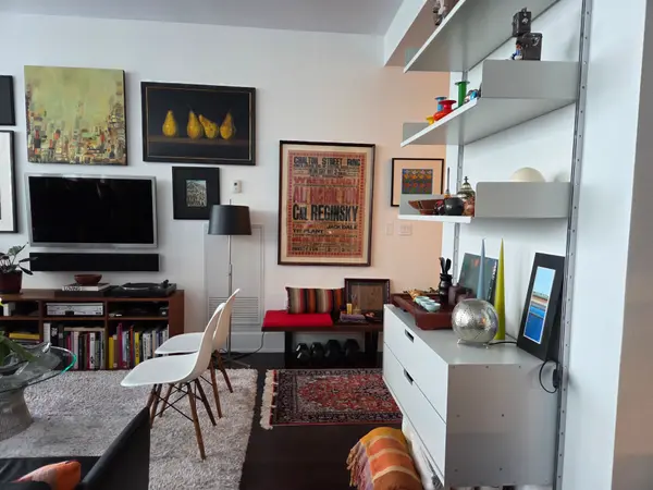 39 Queens Quay E #815, Toronto C08, ON M5E 0A5