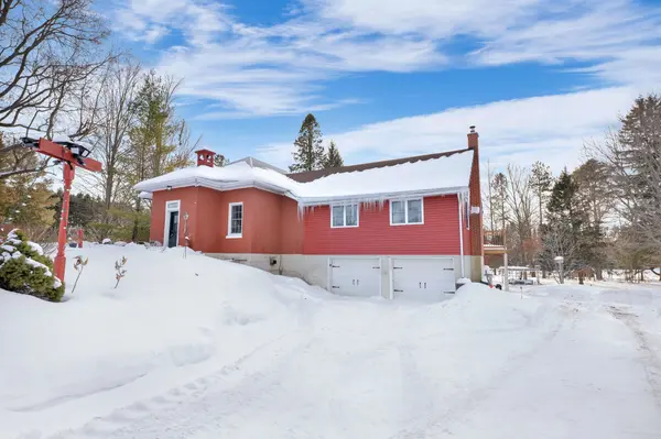 3828 Newtonville RD, Clarington, ON L0A 1J0