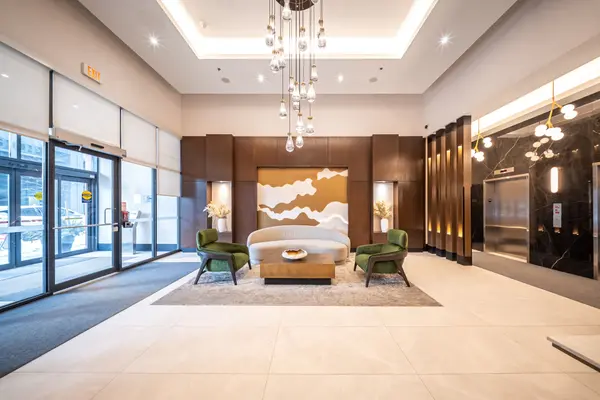 4065 Brickstone Mews #1806, Mississauga, ON L5B 0G3