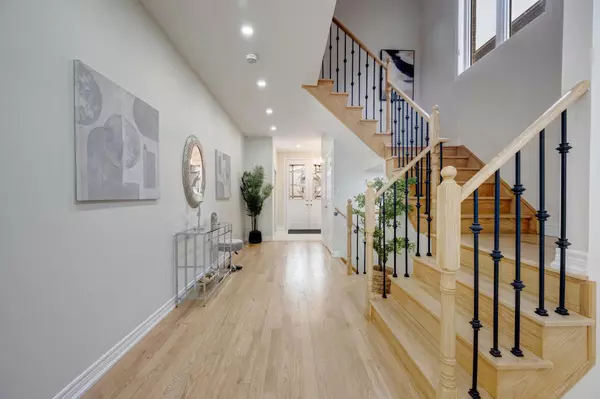 Brampton, ON L6X 5K6,14 Vezna CRES