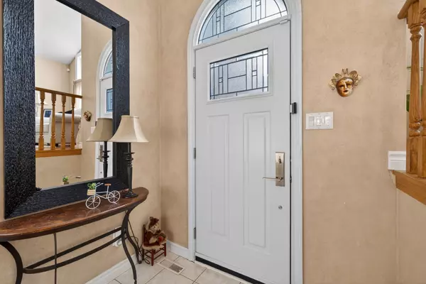 Caledon, ON L7C 1A8,64 Gardenia WAY