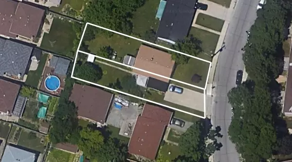 Hamilton, ON L8V 3B1,388 East 25th ST