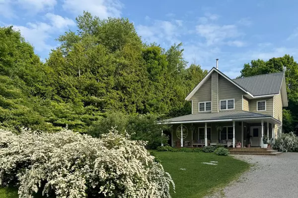 32 Sandy Pines TRL, South Bruce Peninsula, ON N0H 2G0