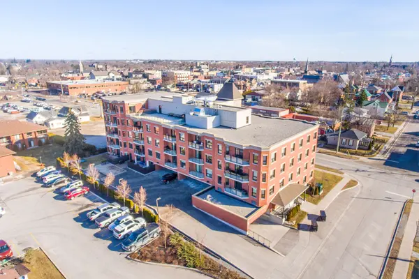 58 Glenelg ST W #103, Kawartha Lakes, ON K9V 0M9