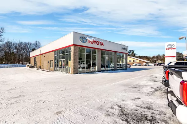 Huntsville, ON P1H 1T4,69 Centre ST N