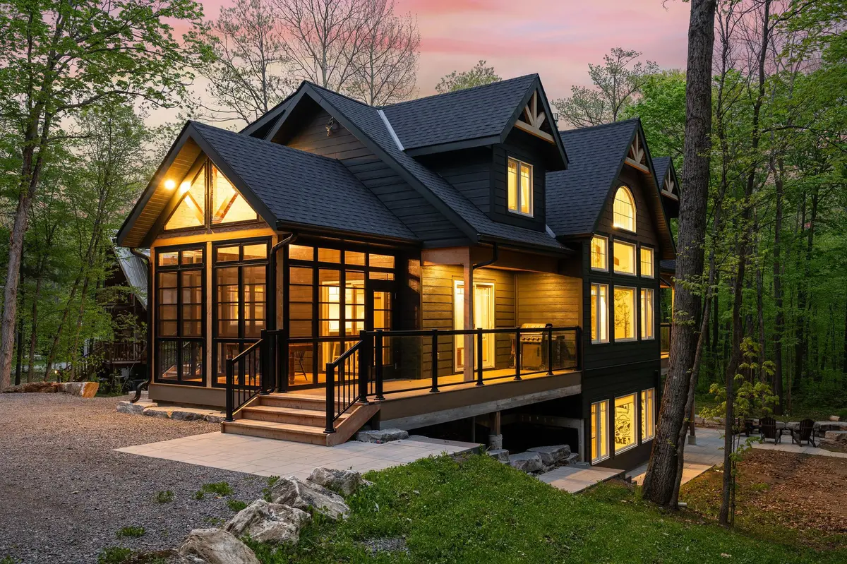 Greater Madawaska, ON K0J 1H0,36 Crestview DR