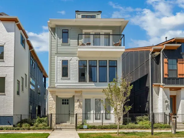 602 Winners Circle, Rowlett, TX 75088