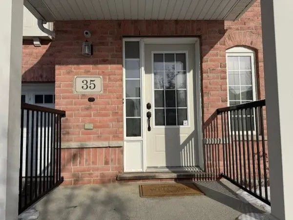 35 Lloydminster AVE, Ajax, ON L1Z 0N8
