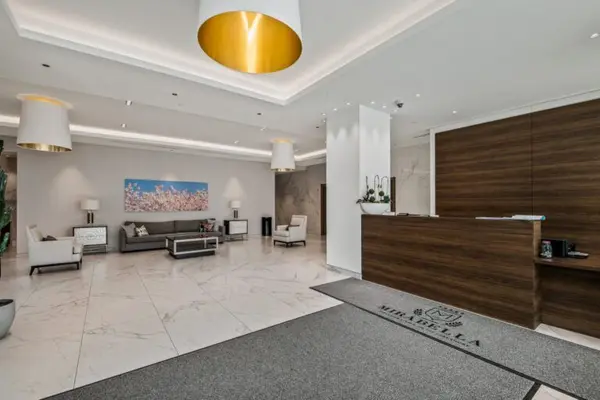 Toronto W01, ON M6S 1A1,1928 Lake Shore BLVD W #3807