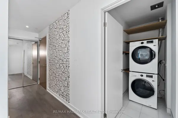 Toronto W01, ON M6S 1A1,1928 Lake Shore BLVD W #3807