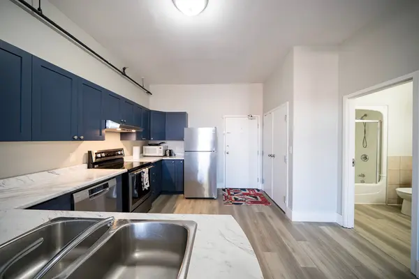 Brantford, ON N3R 7J4,150 Colborne ST #407