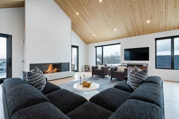 Blue Mountains, ON L9Y 0Z8,126 Courchevel CRES