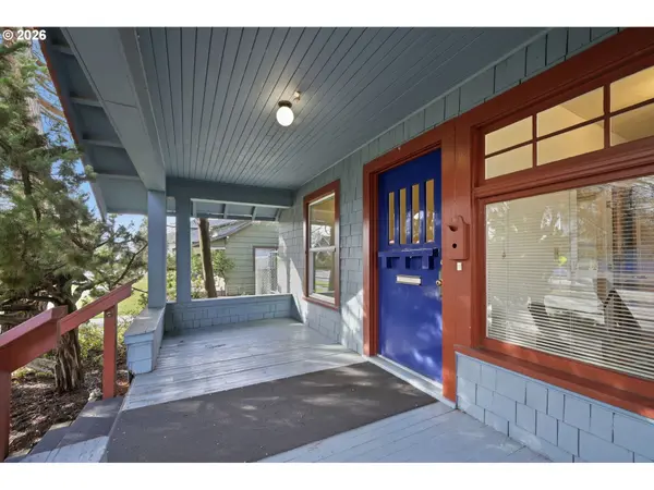 245 W 13TH AVE, Eugene, OR 97401