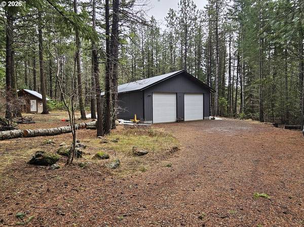 492 Sleepy Hollow RD, Lyle, WA 98635